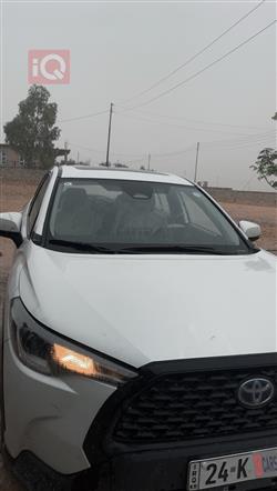 تۆیۆتا کۆرۆلا کرۆس